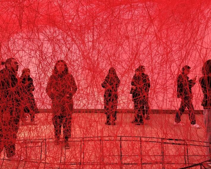 « Chiharu Shiota, The Soul Trembles » l’expo à ne pas manquer !