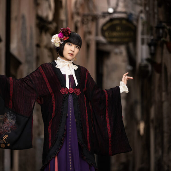Mika Kobayashi